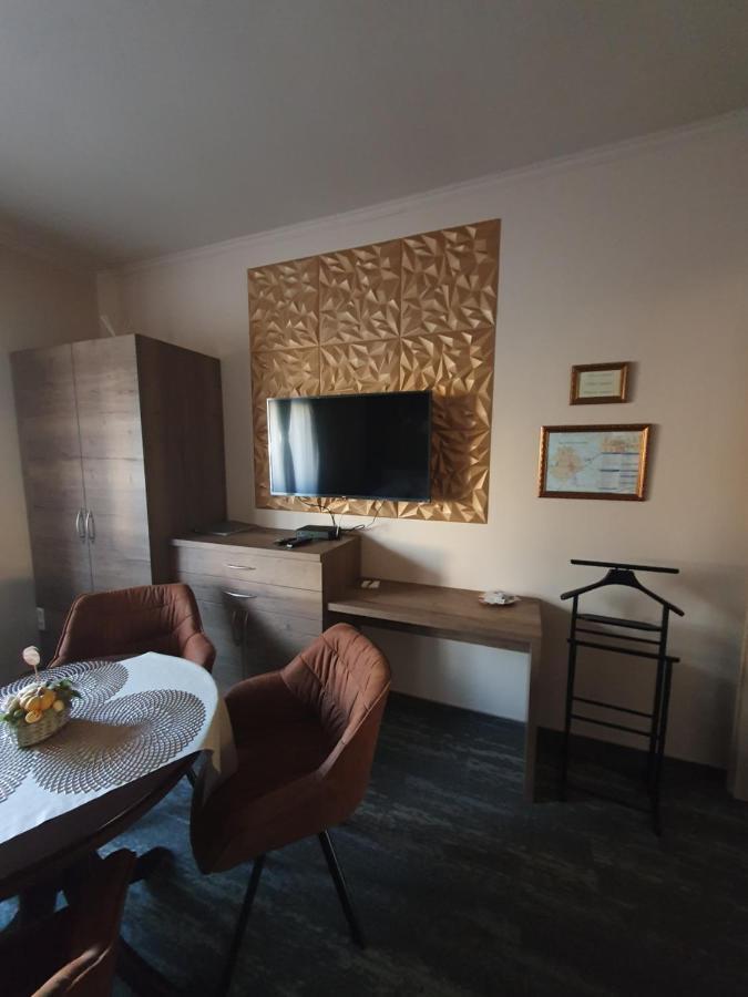 Harmony Apartments Морахалом Экстерьер фото